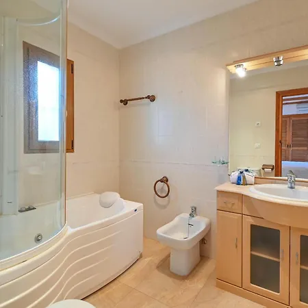 Villa Arearea *